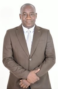 Portrait de Lancine Doumbouya, cofondateur et gérant de Balimana
